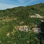 Appartement Baso Hilltop 3 *