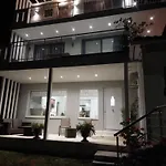 Appartement Baso Hilltop 3 *
