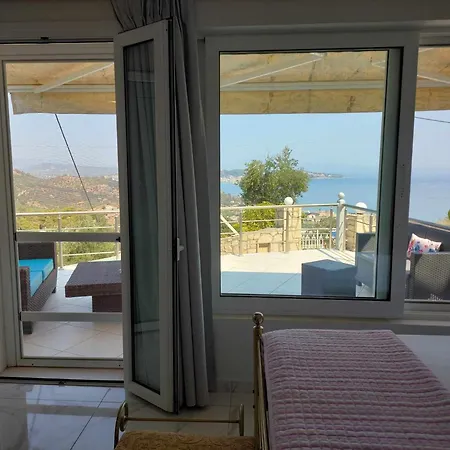 Baso Hilltop 3 アパート