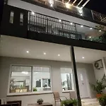 Baso Hilltop 3 Appartement