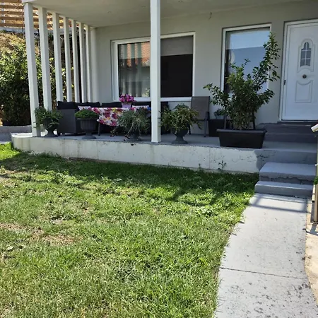 Апартаменты Baso Hilltop 3